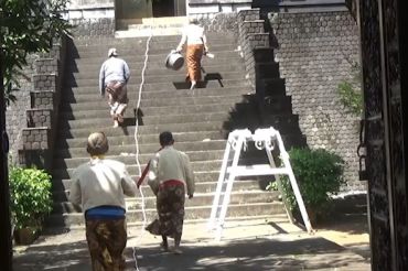 Jelang pemakaman PB XIII, Keraton Surakarta gelar "Bedah Bumi"