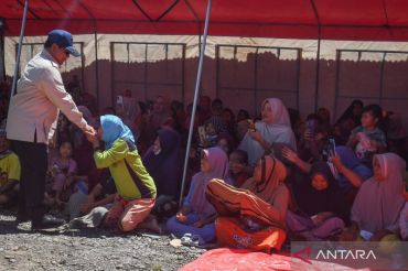 Prabowo vows rapid repairs after dozens of Aceh bridges collapse