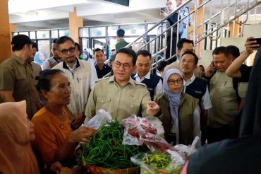 Mendag Budi pantau harga sembako di Solo jelang nataru