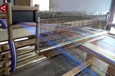 Inovasi modifikasi alat tenun tingkatkan produksi pengrajin Yogyakarta
