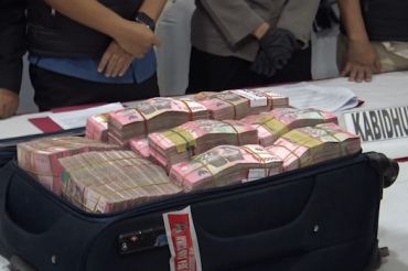 Polda Kepri&ndash;BC Batam tindak pelaku valas Rp7,79 M ke Singapura