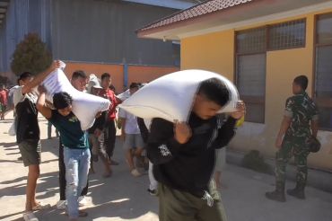 Mentan pastikan pasokan beras tiga kali lipat untuk daerah bencana