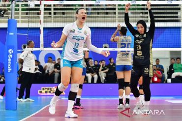 Jakarta Electric PLN Mobile tekuk Bandung BJB Tandamata 3-2