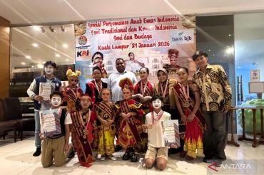 Sejumlah penari dan seniman muda Indonesia unjuk bakat di Malaysia