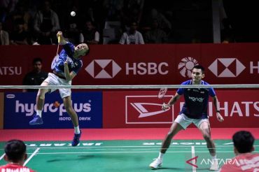Ganda putra Fajar/Fikri lolos ke delapan besar Daihatsu Indonesia Masters 2026