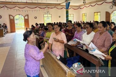 Penyintas longsor di Adiankoting jalani Ibadah Minggu dengan khidmat