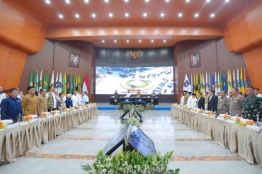 Health services in flood-hit Sumatra fully restored, minister says