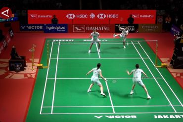 Duet perdana Apriyani-Lanny bekuk wakil China lewat permainan sengit