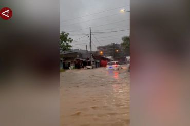 Banjir rendam sejumlah wilayah Kota Cilegon setelah hujan 12 jam