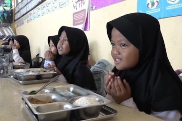 Presiden targetkan MBG jangkau seluruh desa pada Desember 2026