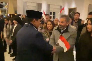 Di tengah dinginnya Swiss, Prabowo sapa hangat diaspora di penginapan