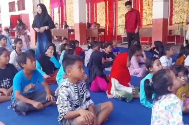 Tenda peleton jadi opsi gedung sekolah darurat di area banjir Sumatera