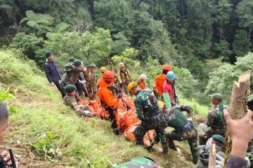 Tim SAR temukan 10 jenazah dan 1 kantong body part korban ATR 42-500