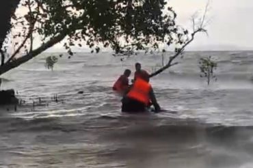 28 penumpang kapal tenggelam rute Raha-Maligano selamat