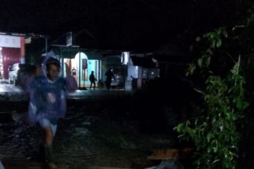 Belasan rumah warga Agam terendam banjir akibat curah hujan tinggi (Video)