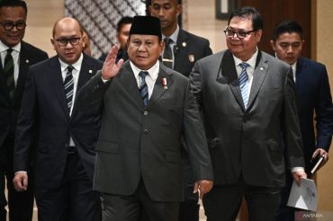 Presiden Prabowo hadiri Indonesia Economic Outlook 2026