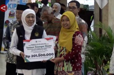 Pemprov Jatim salurkan bantuan sosial Rp7,05 M di Kabupaten Malang