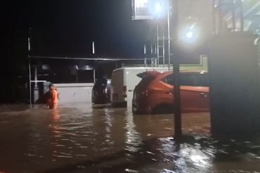 Banjir terjang delapan kecamatan di Jember, 3.944 KK terdampak