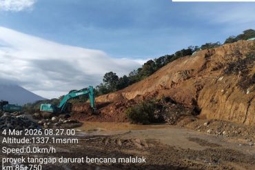 Longsor tutup jalan provinsi di Malalak, akses Sicincin-Balingka lumpuh