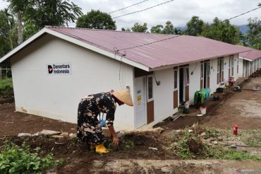 BNPB pastikan tidak ada lagi pengungsi bencana Sumbar tinggal di tenda