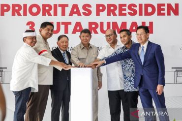 Peninjauan lokasi hunian  tiga juta hunian MBR di Cikarang