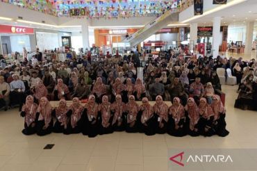 Odoj Kalteng bagikan 'Senyum' untuk 250 guru ngaji di Kotim