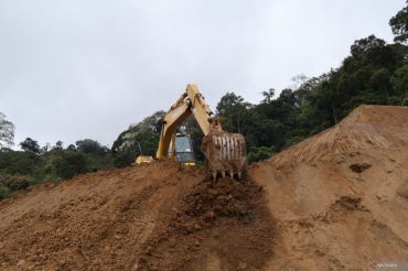 Pemprov Sumbar urus izin hutan lindung tunjang perbaikan Jalan Malalak