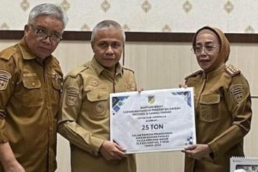 Donggala distribusikan bantuan beras untuk korban bencana