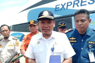 Kemenhub berangkatkan ratusan pemudik gratis jalur laut rute Kendari--Raha