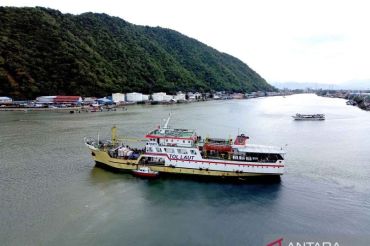 Mudik menggunakan Tol Laut di Gorontalo