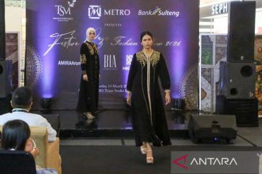 Pemkot Makassar dorong penguatan ekraf lewat Festive Raya Fashion Show