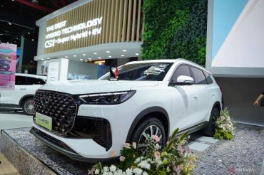Chery unggulkan TIGGO 8 CSH mobilitas keluarga modern