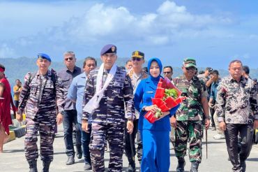 Forkopimda Talaud sambut kedatangan Danlanal Melonguane