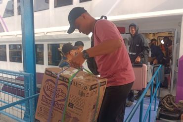 Arus Mudik H-2 Lebaran 2026: Penumpang di Pelabuhan Boom Baru Palembang melonjak