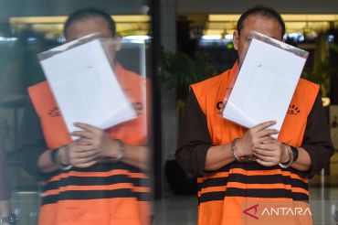 KPK periksa mantan pejabat Bea Cukai terkait perkara suap importasi