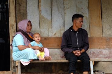 Warga di Gayo Lues bangun rumah dari material sisa bencana