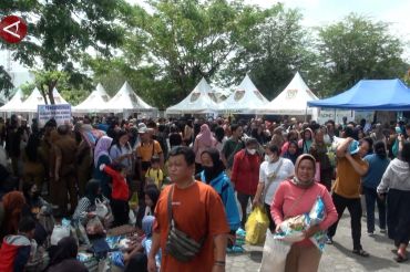 Warga Palangka Raya serbu pangan murah jelang Lebaran