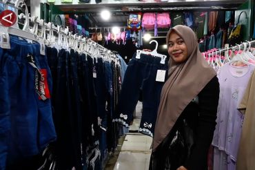 Baju Lebaran sederhana, simbol harapan Warga Aceh Timur pascabanjir