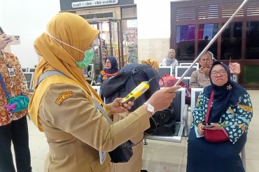 Dinkes Jatim cek kesehatan lingkungan terminal & stasiun jelang mudik