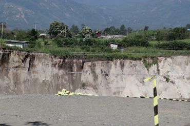 Longsoran di Ketol Aceh Tengah melambat setelah aliran air dialihkan