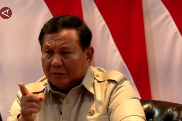 Prabowo kritik belanja daerah tak efisien, singgung mobil dinas Rp8 M