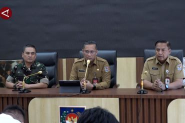 Pengungsi bencana Sumatera ditargetkan masuk huntara sebelum lebaran