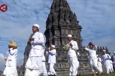 Umat Hindu di Prambanan awali Nyepi dengan ritual penyucian diri