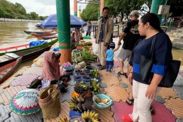 Geliat wisata pasar terapung Banjarmasin selama bulan Ramadhan