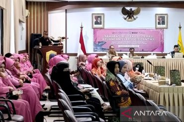 Perempuan Kotim didorong melek literasi keuangan syariah lewat Sicantiks