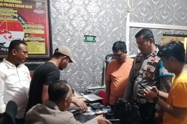 Denintel Kodam XIX/TT amankan dua terduga pengedar sabu di Rokan Hilir