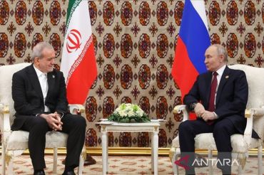 Rusia dan Iran membahas kerja sama energi