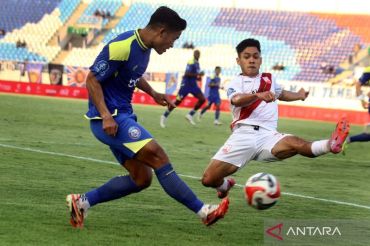 Arema FC bungkam Persis Solo 2-0