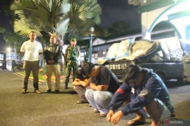 TNI Kodim Agam ringkus penjualan ilegal pupuk subsidi dari Sumbar ke Riau