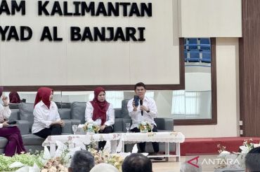 Dirut ANTARA bekali kemampuan komunikasi berbasis empati kepada mahasiswa di Banjarmasin